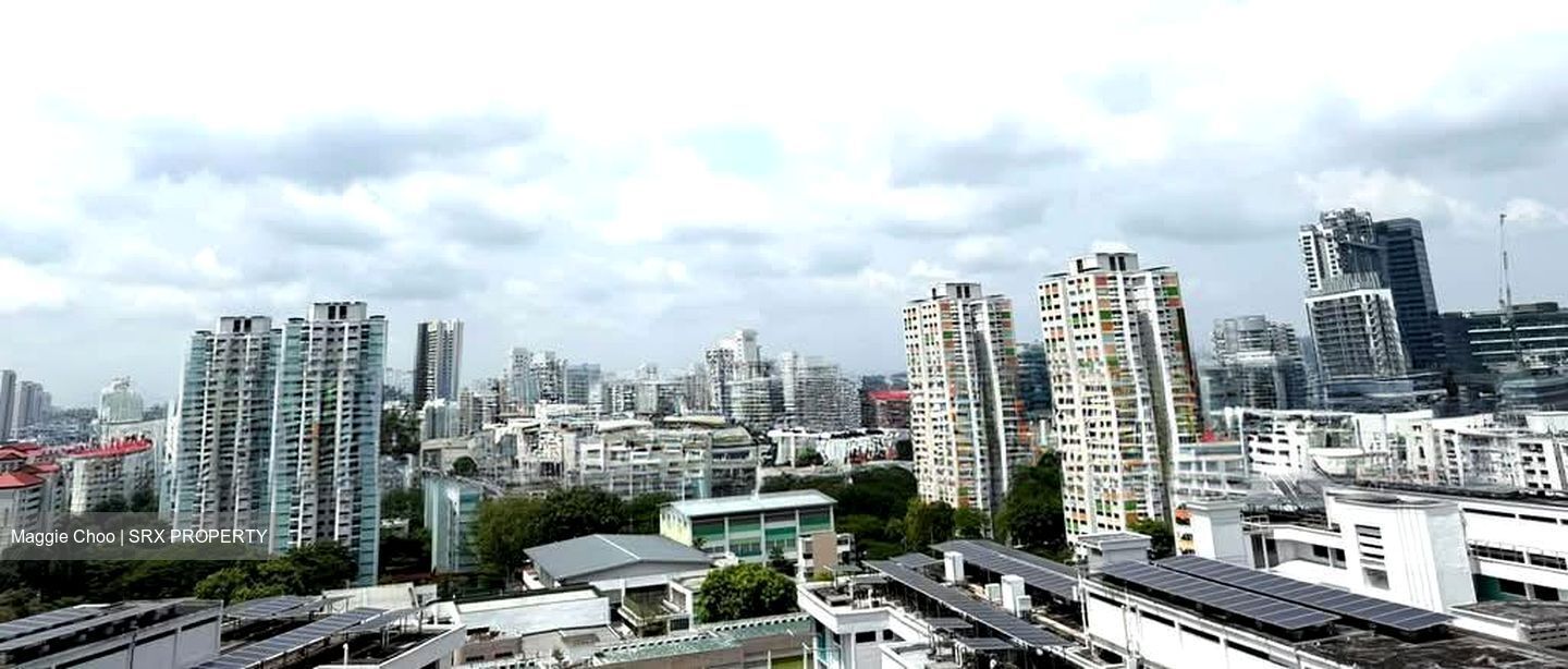 Blk 219A Jurong East Street 21 (Jurong East), HDB 5 Rooms #582405291